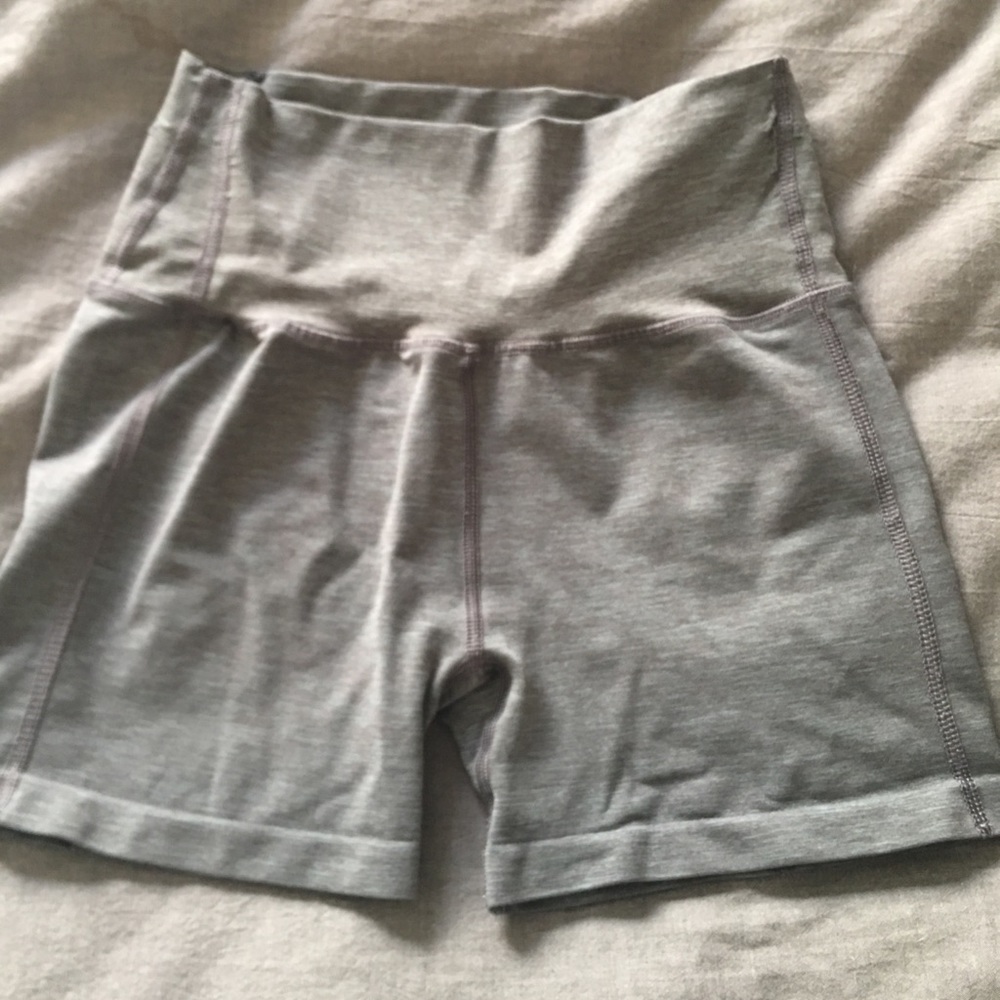 Alphalete grey shorts